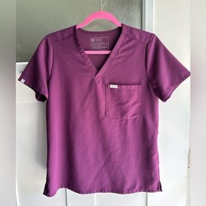 Figs One Pocket Top